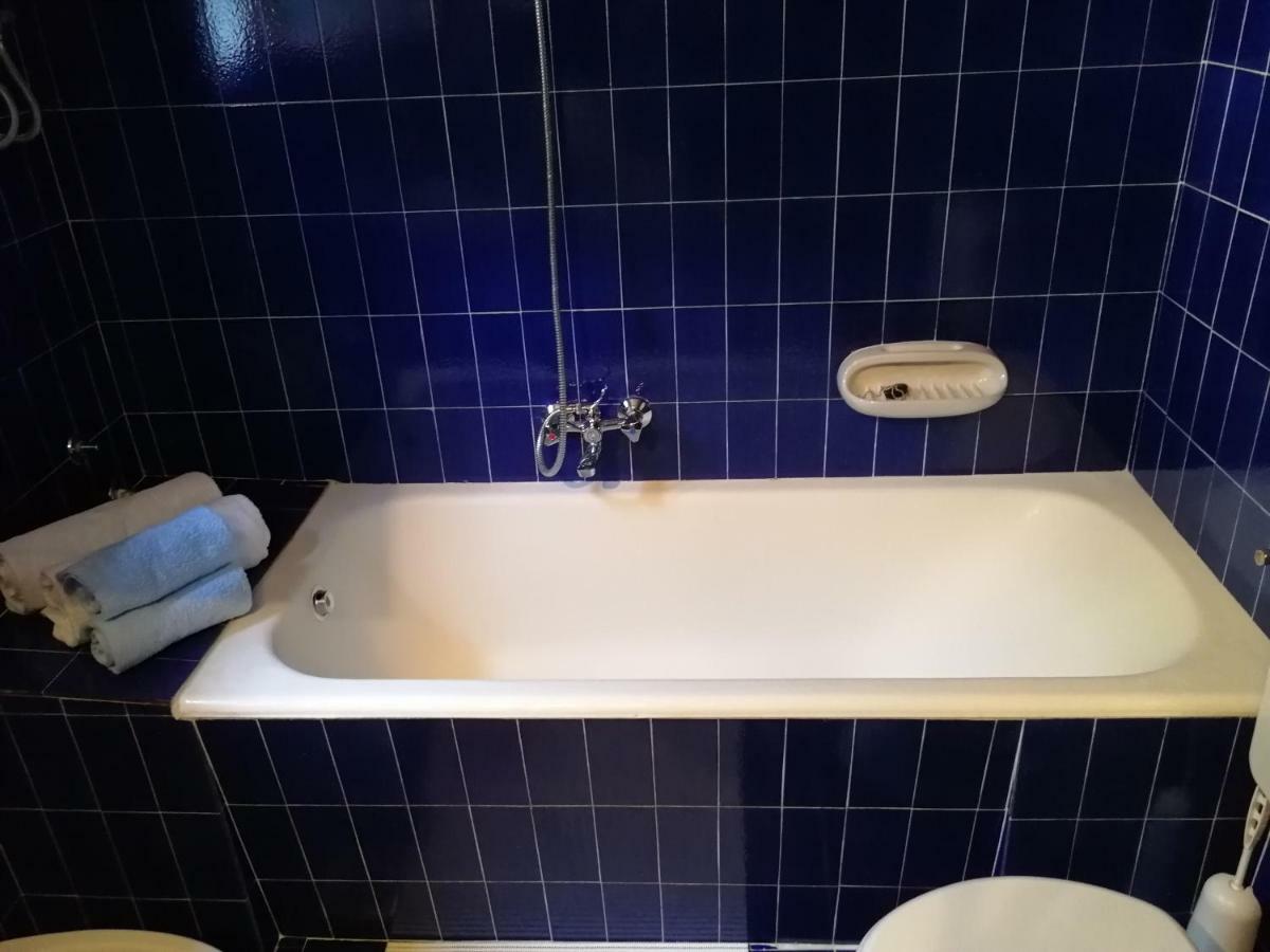 Apartman Mladenka Supetar Eksteriør billede